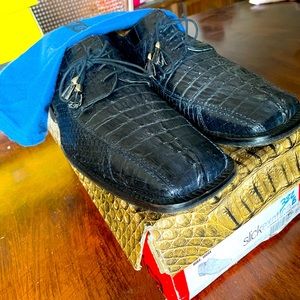 Navy Anaconda and Hornback Gators!